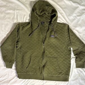 Patagonia Forest Green Quilted Zip-Up Hoodie